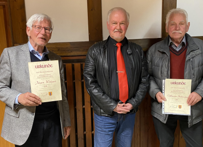 Ehrung für 25 Jahre Mitgliedschaft (v.l.n.r.) Jürgen Wolgast, Friedrich Schmidt und Tillmann Seiler